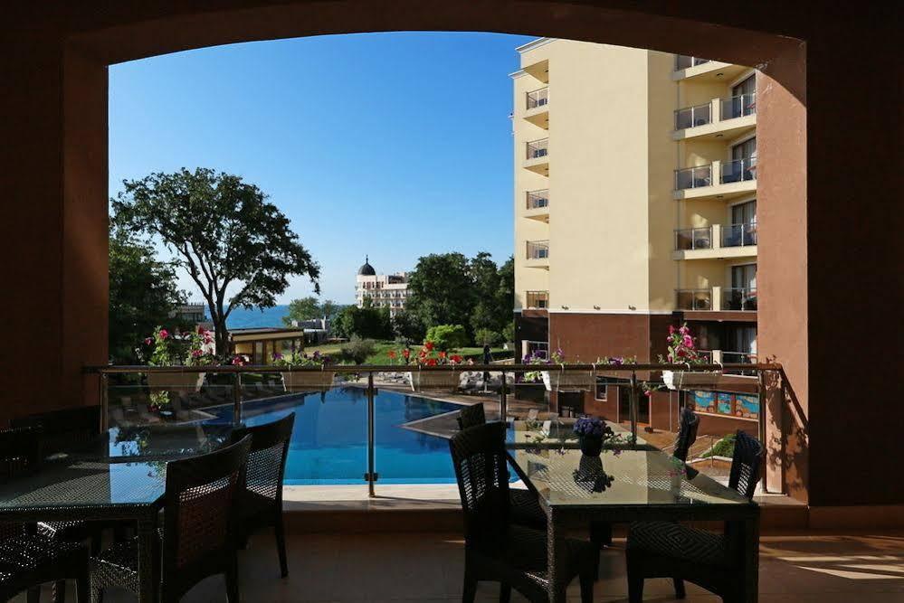 Apart Hotel Golden Line Golden Sands Bagian luar foto