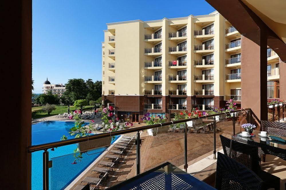 Apart Hotel Golden Line Golden Sands Bagian luar foto