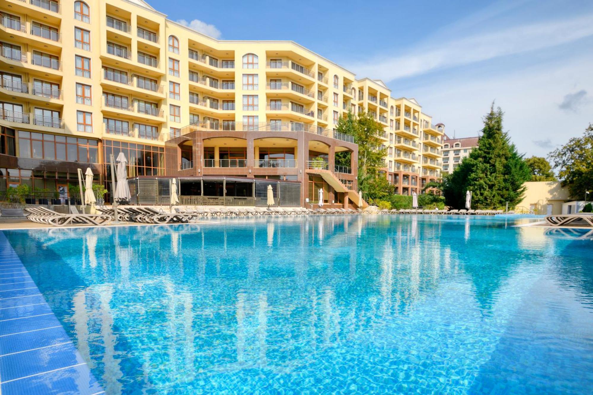 Apart Hotel Golden Line Golden Sands Bagian luar foto